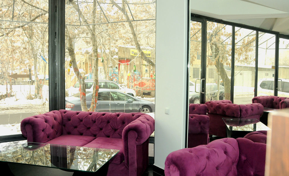 Nor Yerevan Hotel Exterior photo