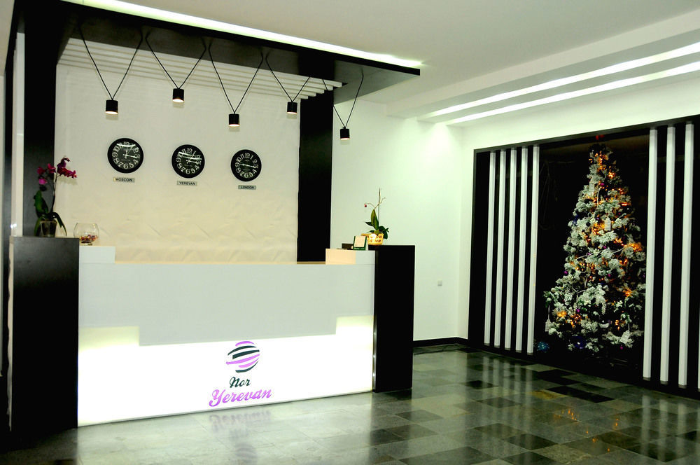 Nor Yerevan Hotel Exterior photo